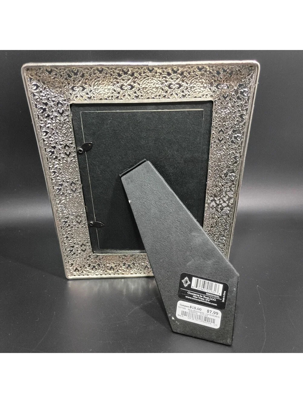 Metal Silvertone Floral Medallion Filigree Picture Frame 4 X 6 Free Standing